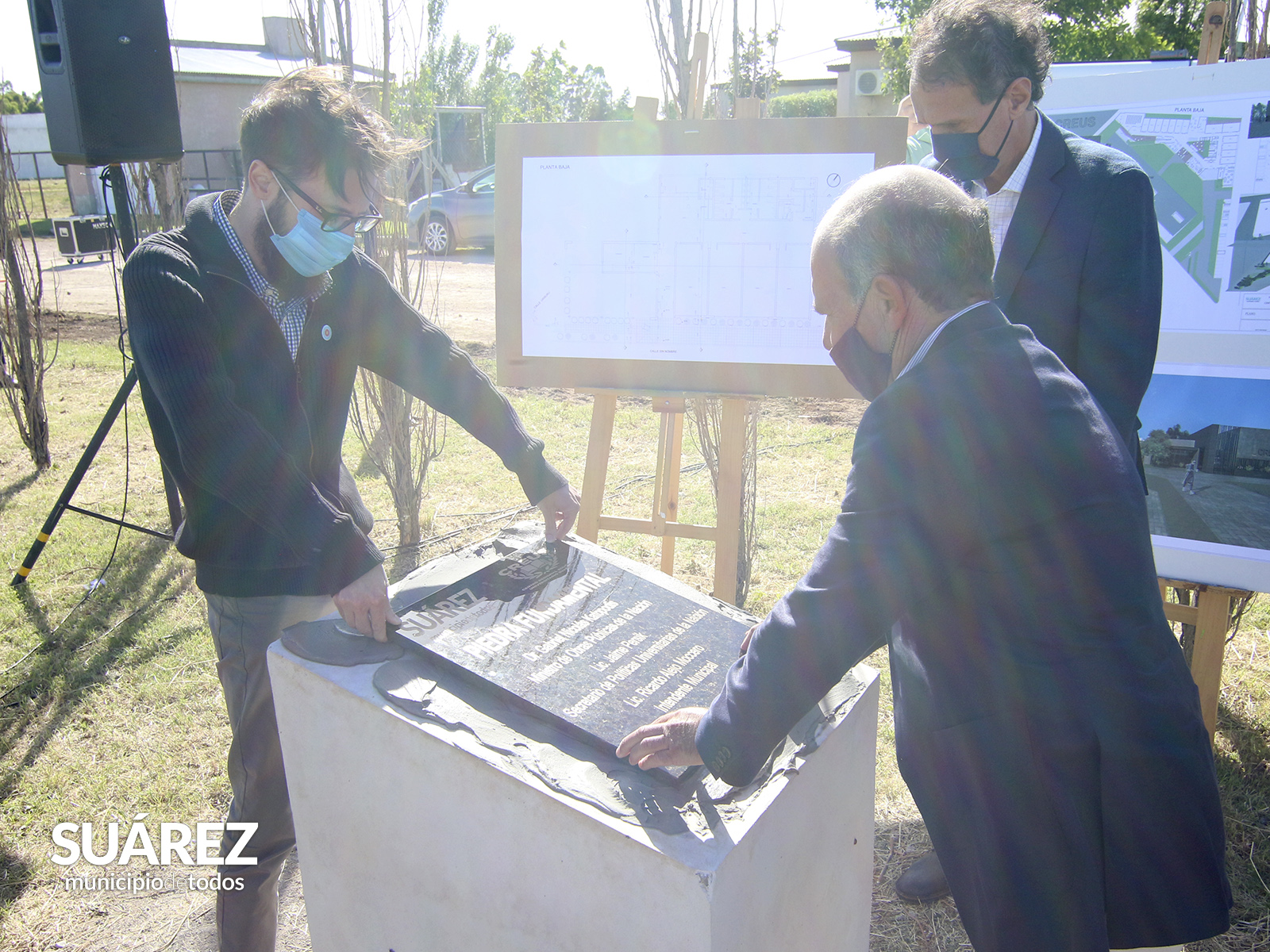 Se colocó la piedra fundamental del Centro Regional Educativo Universitario Suarense (CREUS) en el predio donde se levantará la futura universidad